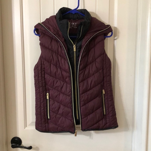 Andrew Marc Jackets & Blazers - Marc New York Performance Vest, Size small. NWOT.
